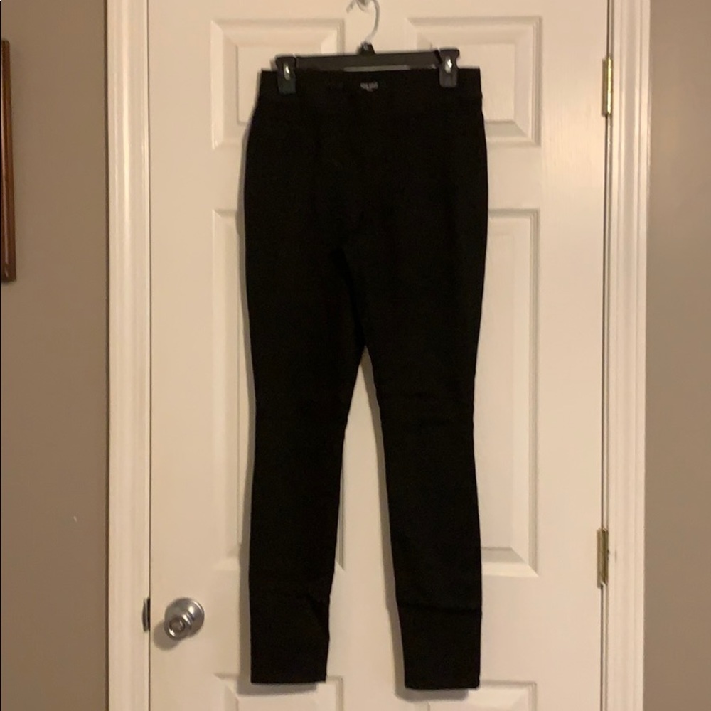 Nine West pull-on skinny black pants